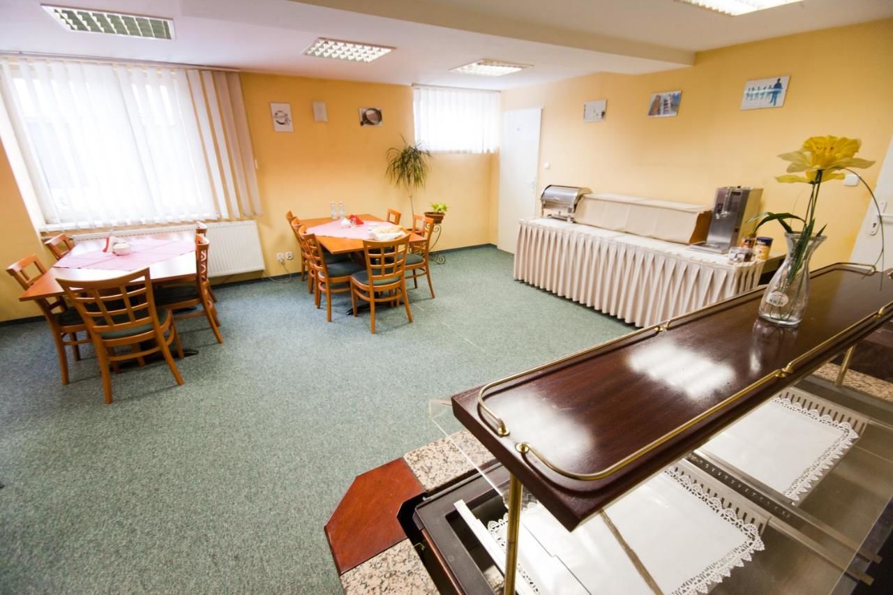 Хостелы Hostel Malinowski City Гливице-26